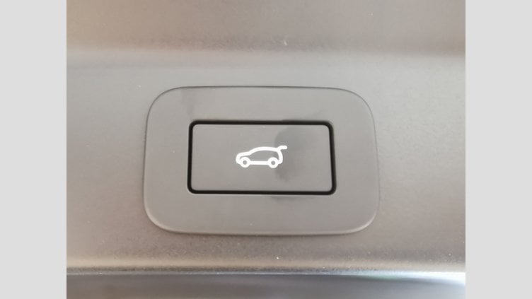 2024 認定中古車 Jaguar F-Pace カルパチアングレイ D204 AWD（オートマチック）MHEV R-DYNAMIC SE