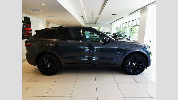 2024 認定中古車 Jaguar F-Pace カルパチアングレイ D204 AWD（オートマチック）MHEV R-DYNAMIC SE