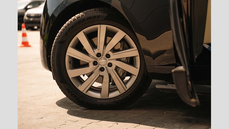2025 JAZDENÉ VOZIDLÁ Land Rover Range Rover Santorini Black 4x4 3.0D MHEV D300 HSE AWD A/T