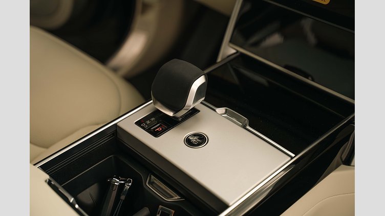 2025 JAZDENÉ VOZIDLÁ Land Rover Range Rover Santorini Black 4x4 3.0D MHEV D300 HSE AWD A/T