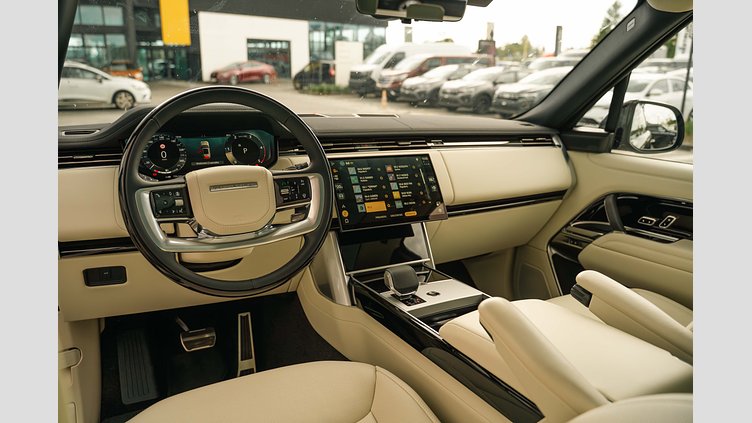 2025 JAZDENÉ VOZIDLÁ Land Rover Range Rover Santorini Black 4x4 3.0D MHEV D300 HSE AWD A/T