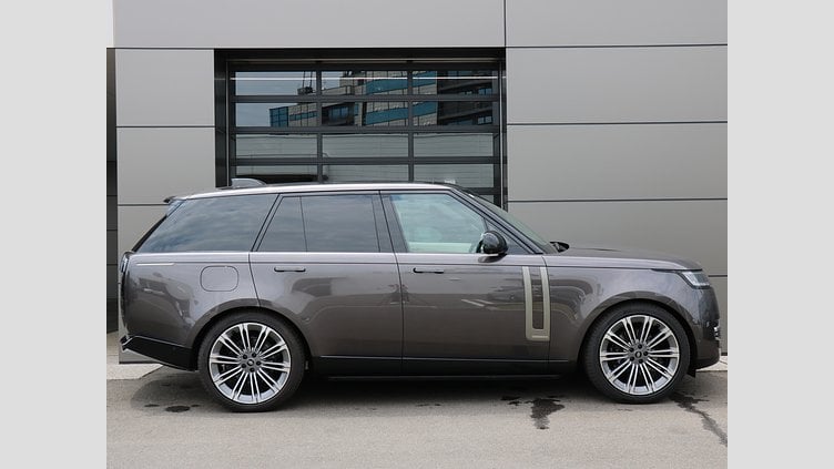 2024 認定中古車 Land Rover Range Rover シャラントグレイ D300 AWD MHEV（AT） スタンダードホイールベース Autobiography