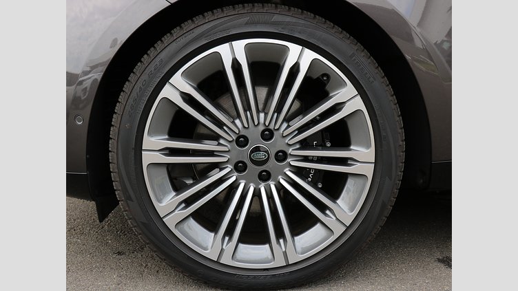 2024 認定中古車 Land Rover Range Rover シャラントグレイ D300 AWD MHEV（AT） スタンダードホイールベース Autobiography