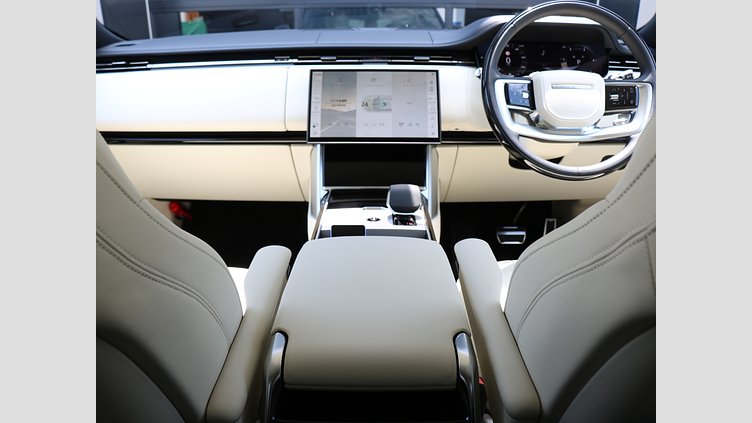 2024 認定中古車 Land Rover Range Rover シャラントグレイ D300 AWD MHEV（AT） スタンダードホイールベース Autobiography