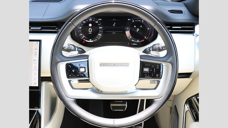 2024 認定中古車 Land Rover Range Rover シャラントグレイ D300 AWD MHEV（AT） スタンダードホイールベース Autobiography