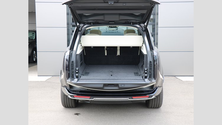 2024 認定中古車 Land Rover Range Rover シャラントグレイ D300 AWD MHEV（AT） スタンダードホイールベース Autobiography