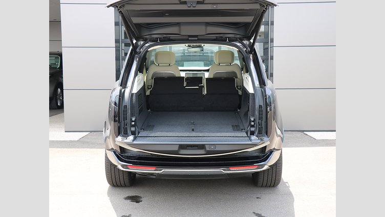2024 認定中古車 Land Rover Range Rover シャラントグレイ D300 AWD MHEV（AT） スタンダードホイールベース Autobiography