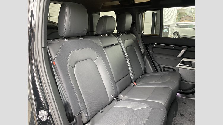 2023 認定中古車 Land Rover Defender 110 Santorini Black D300 AWD（AT） X-DYNAMIC SE