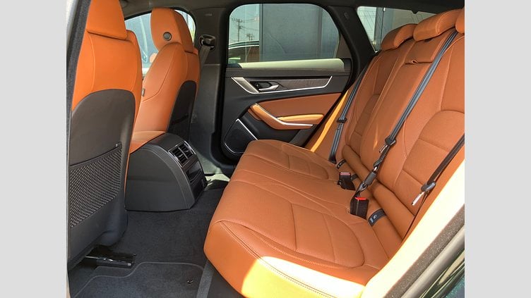 2022 認定中古車 Jaguar XF ブリティッシュレーシンググリーン P250 RWD（オートマチック） SPORTBRAKE R-DYNAMIC SE