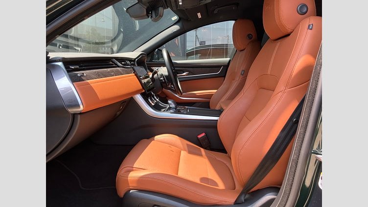 2022 認定中古車 Jaguar XF ブリティッシュレーシンググリーン P250 RWD（オートマチック） SPORTBRAKE R-DYNAMIC SE