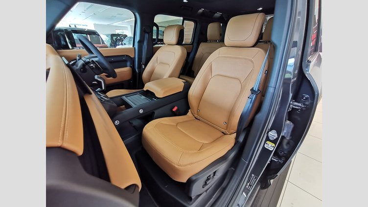 2023 認定中古車 Land Rover Defender 110 カルパチアングレイ P525 AWD (AT) V8 CARPATHIAN EDITION