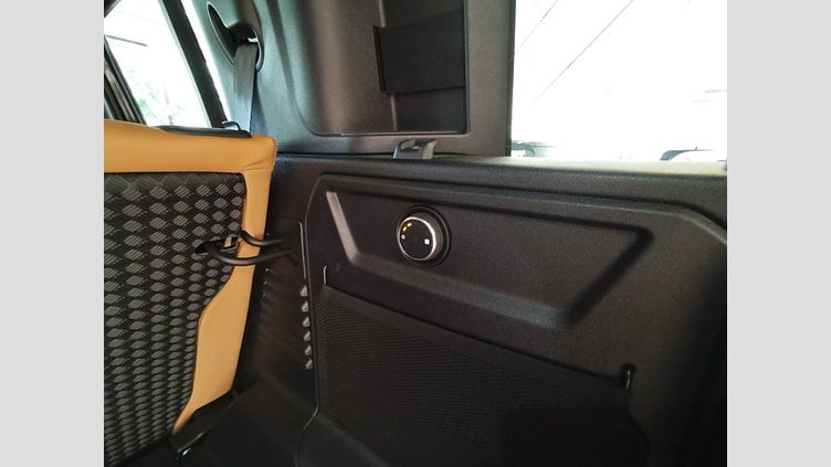 2023 認定中古車 Land Rover Defender 110 カルパチアングレイ P525 AWD (AT) V8 CARPATHIAN EDITION