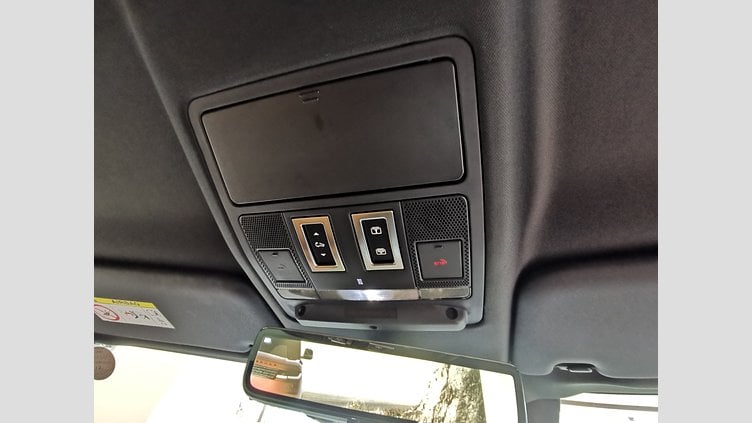 2023 認定中古車 Land Rover Defender 110 カルパチアングレイ P525 AWD (AT) V8 CARPATHIAN EDITION