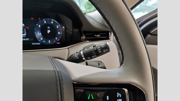 2024 認定中古車 Land Rover Range Rover Evoque フジホワイト P250（ガソリン） スタンダードホイールベース DYNAMIC HSE