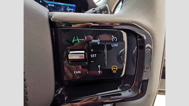 2024 認定中古車 Land Rover Range Rover Evoque フジホワイト P250（ガソリン） スタンダードホイールベース DYNAMIC HSE