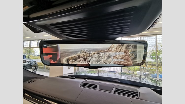 2023 認定中古車 Land Rover Range Rover Sport ジオラグリーン 3.0リッター6気筒400PSターボチャージドガソリンMHEV（オートマチック） FIRST EDITION