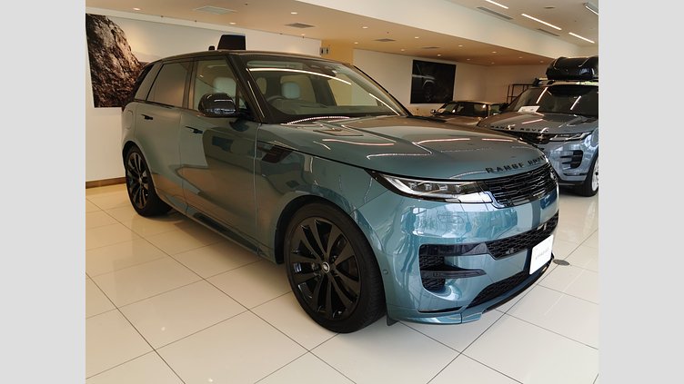 2023 認定中古車 Land Rover Range Rover Sport ジオラグリーン 3.0リッター6気筒400PSターボチャージドガソリンMHEV（オートマチック） FIRST EDITION