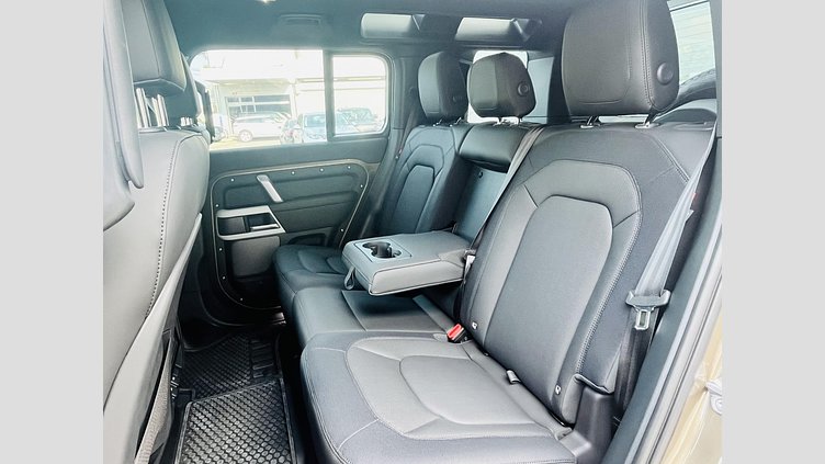 2024 認定中古車 Land Rover Defender 110 ゴンドワナストーン D300 AWD（AT） X-DYNAMIC SE