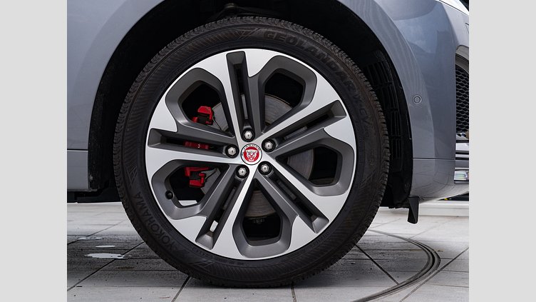 2021 認定中古車 Jaguar F-Pace アイガーグレイ D200 AWD（オートマチック）MHEV R-DYNAMIC SE