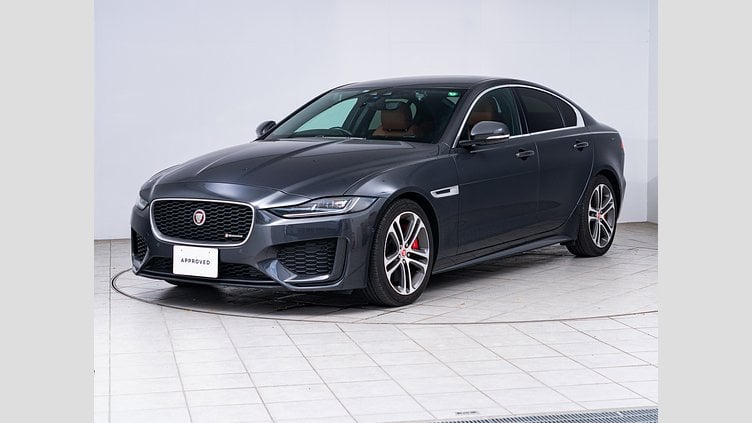 2020 認定中古車 Jaguar XE カルパチアングレー P250 RWD AUTOMATIC 4 door Saloon R-DYNAMIC SE