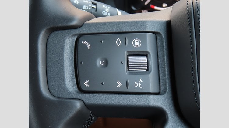 2024 認定中古車 Land Rover Defender 90 ゴンドワナストーン D300 AWD（AT） X-DYNAMIC HSE