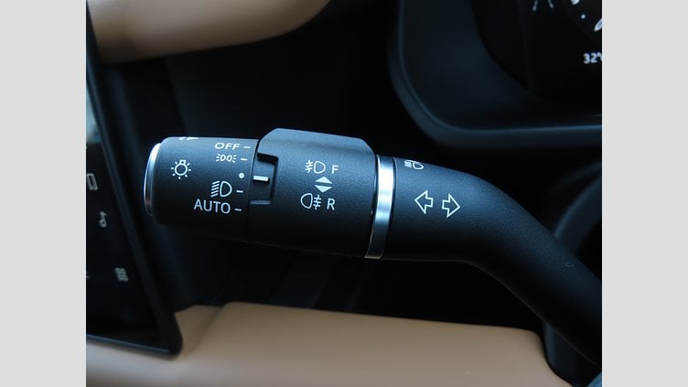 2024 認定中古車 Land Rover Defender 90 ゴンドワナストーン D300 AWD（AT） X-DYNAMIC HSE