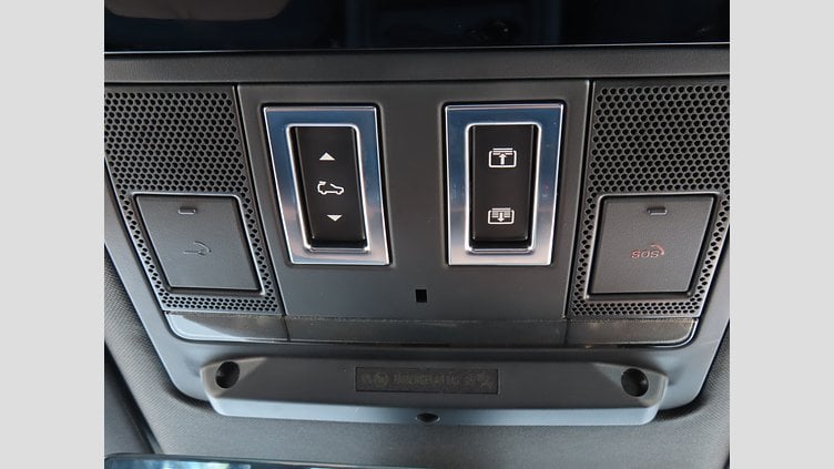 2024 認定中古車 Land Rover Defender 90 ゴンドワナストーン D300 AWD（AT） X-DYNAMIC HSE
