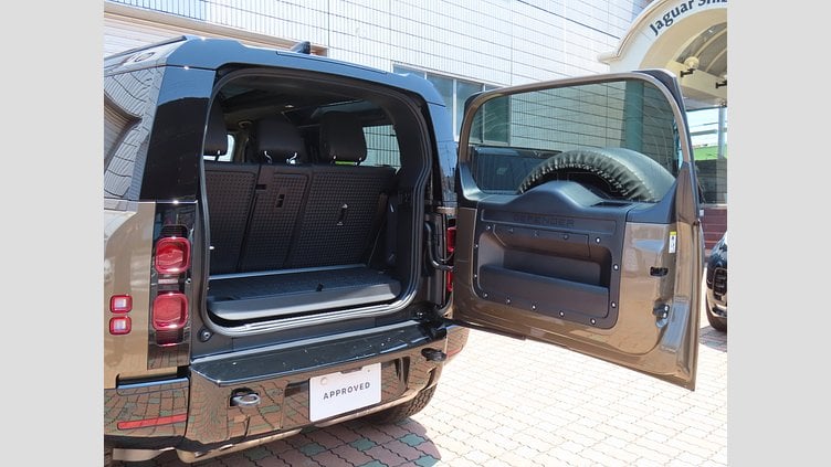 2024 認定中古車 Land Rover Defender 90 ゴンドワナストーン D300 AWD（AT） X-DYNAMIC HSE