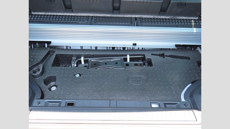 2024 認定中古車 Land Rover Defender 90 ゴンドワナストーン D300 AWD（AT） X-DYNAMIC HSE