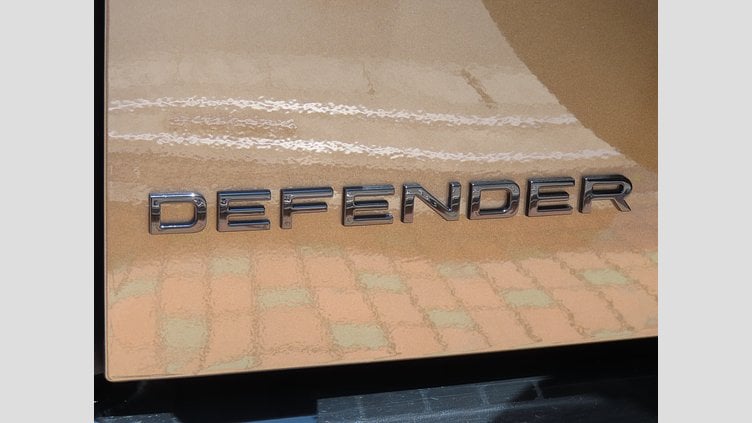2024 認定中古車 Land Rover Defender 90 ゴンドワナストーン D300 AWD（AT） X-DYNAMIC HSE