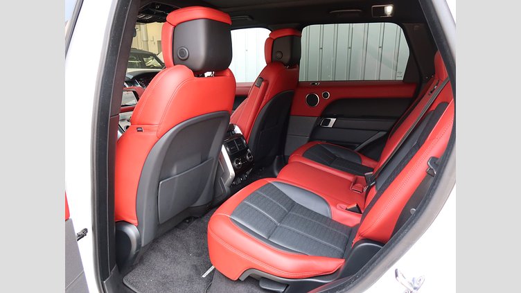 2020 認定中古車 Land Rover Range Rover Sport フジホワイト 3.0リッターTDV6ディーゼル（258 PS） HSE DYNAMIC