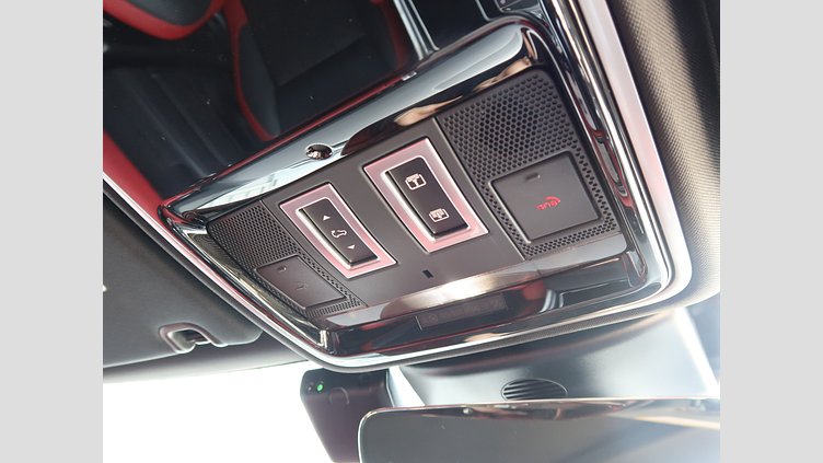 2020 認定中古車 Land Rover Range Rover Sport フジホワイト 3.0リッターTDV6ディーゼル（258 PS） HSE DYNAMIC