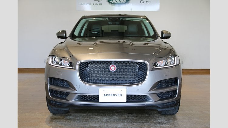 2019 認定中古車 Jaguar F-Pace Silicon Silver 2.0 litre i4D Diesel Portfolio