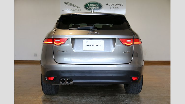 2019 認定中古車 Jaguar F-Pace Silicon Silver 2.0 litre i4D Diesel Portfolio