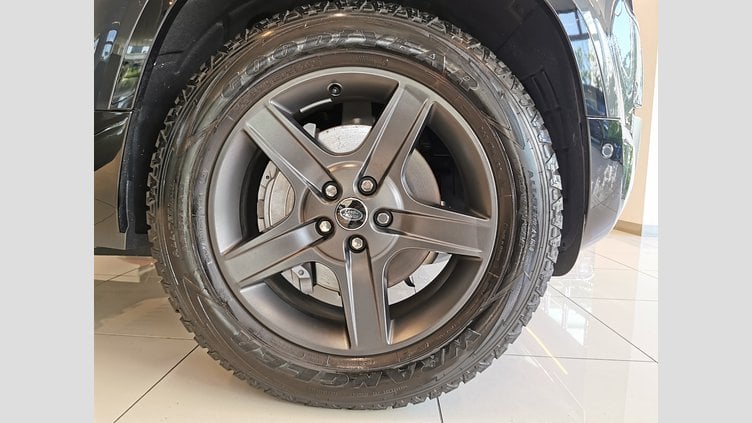 2024 認定中古車 Land Rover Defender 90 カルパチアングレイ D300 AWD（AT） X-DYNAMIC SE