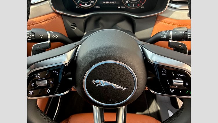 2025 認定中古車 Jaguar F-Pace ポルトフィーノブルー D200 AWD（オートマチック）MHEV R-DYNAMIC SE