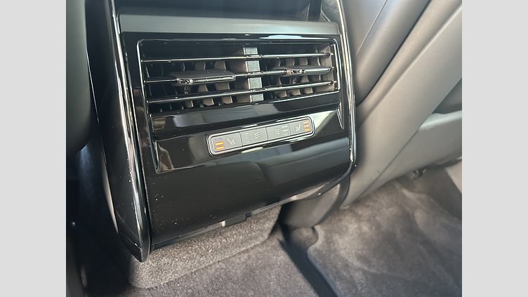 2025 認定中古車 Land Rover Range Rover Sport サントリーニブラック P550eプラグインハイブリッド（ガソリン）  Dynamic SE