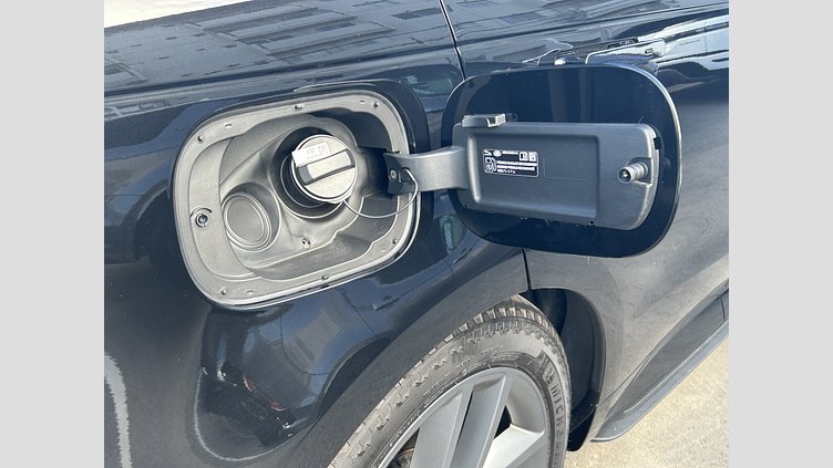2025 認定中古車 Land Rover Range Rover Sport サントリーニブラック P550eプラグインハイブリッド（ガソリン）  Dynamic SE