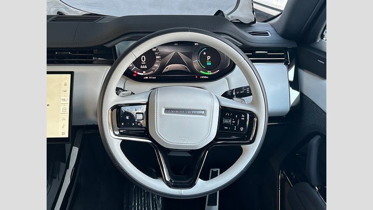2025 認定中古車 Land Rover Range Rover Sport サントリーニブラック P550eプラグインハイブリッド（ガソリン）  Dynamic SE