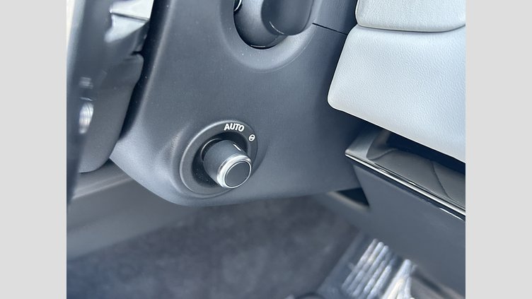 2025 認定中古車 Land Rover Range Rover Sport サントリーニブラック P550eプラグインハイブリッド（ガソリン）  Dynamic SE