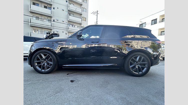 2025 認定中古車 Land Rover Range Rover Sport サントリーニブラック P550eプラグインハイブリッド（ガソリン）  Dynamic SE
