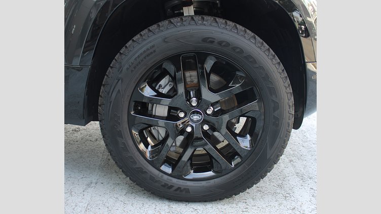 2024 認定中古車 Land Rover Defender 130 カルパチアングレイ D300 AWD（AT） OUTBOUND