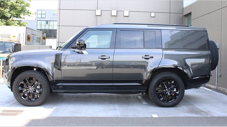 2024 認定中古車 Land Rover Defender 130 カルパチアングレイ D300 AWD（AT） OUTBOUND