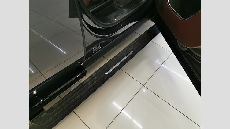 2024 認定中古車 Land Rover Range Rover カルパチアングレイ D300 AWD MHEV（AT） スタンダードホイールベース HSE