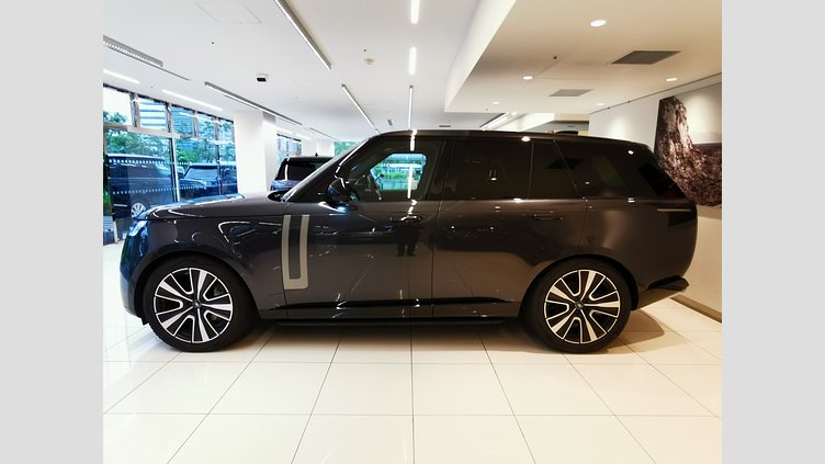 2024 認定中古車 Land Rover Range Rover カルパチアングレイ D300 AWD MHEV（AT） スタンダードホイールベース HSE