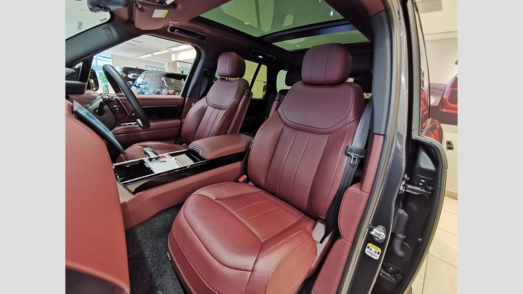 2024 認定中古車 Land Rover Range Rover カルパチアングレイ D300 AWD MHEV（AT） スタンダードホイールベース HSE