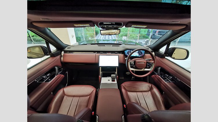 2024 認定中古車 Land Rover Range Rover カルパチアングレイ D300 AWD MHEV（AT） スタンダードホイールベース HSE