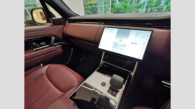 2024 認定中古車 Land Rover Range Rover カルパチアングレイ D300 AWD MHEV（AT） スタンダードホイールベース HSE