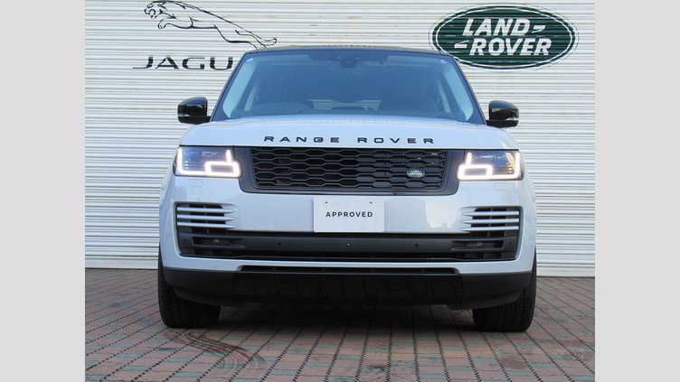 2020 認定中古車 Land Rover Range Rover ユーロンホワイト 2.0リッターSi4プラグインハイブリッド（404 PS） スタンダードホイールベース VOGUE