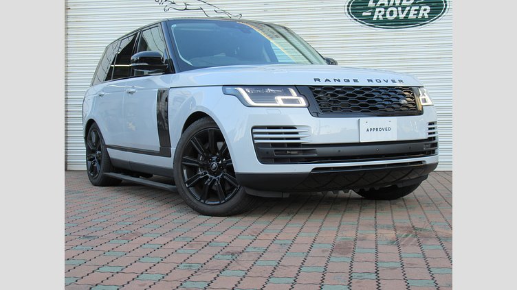 2020 認定中古車 Land Rover Range Rover ユーロンホワイト 2.0リッターSi4プラグインハイブリッド（404 PS） スタンダードホイールベース VOGUE